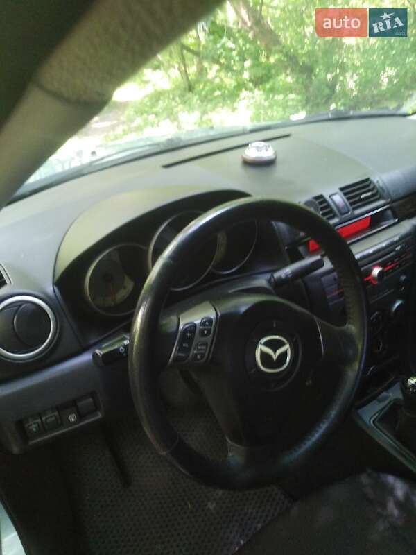 Седан Mazda 3 2007 в Киеве