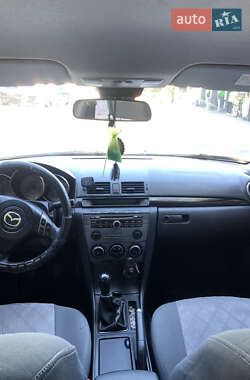 Хетчбек Mazda 3 2006 в Чернівцях