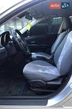 Хетчбек Mazda 3 2006 в Чернівцях фото 11 Хетчбек Mazda 3 2006 в Чернівцях
