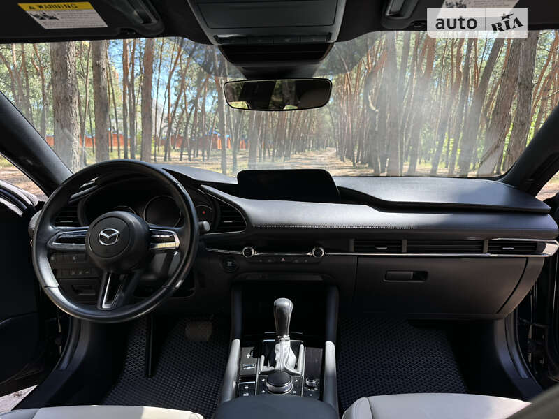 Хэтчбек Mazda 3 2019 в Днепре