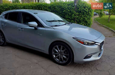 Хэтчбек Mazda 3 2018 в Жмеринке