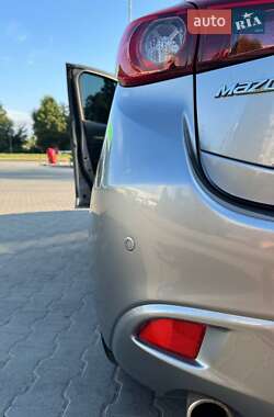 Хэтчбек Mazda 3 2014 в 