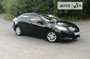 Седан Mazda 3 2011 в Киеве