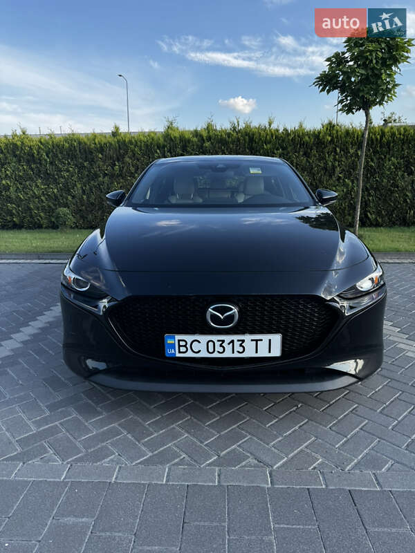 Mazda 3 2019