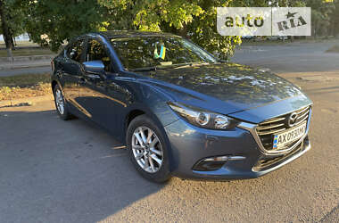 Седан Mazda 3 2018 в Харькове