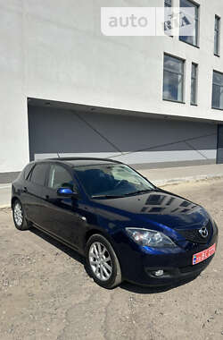 Хетчбек Mazda 3 2009 в Сумах