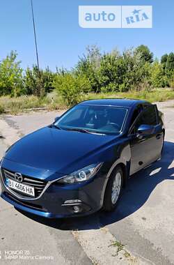 Седан Mazda 3 2015 в Кременчуге