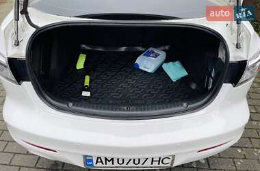 Седан Mazda 3 2011 в Коростене