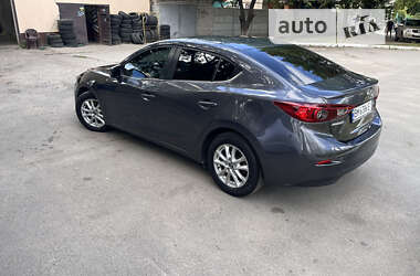 Седан Mazda 3 2015 в Харкові