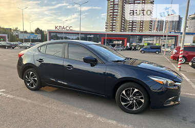 Седан Mazda 3 2017 в Харкові