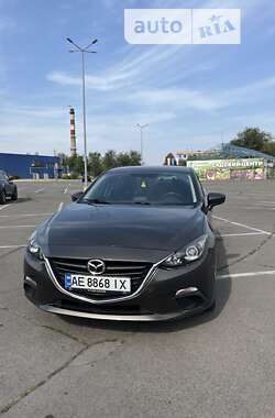 Седан Mazda 3 2016 в Днепре