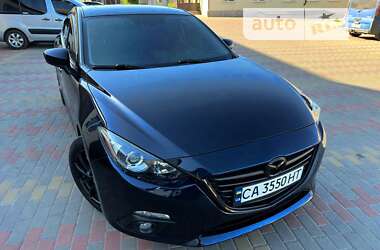 Седан Mazda 3 2016 в Черкассах