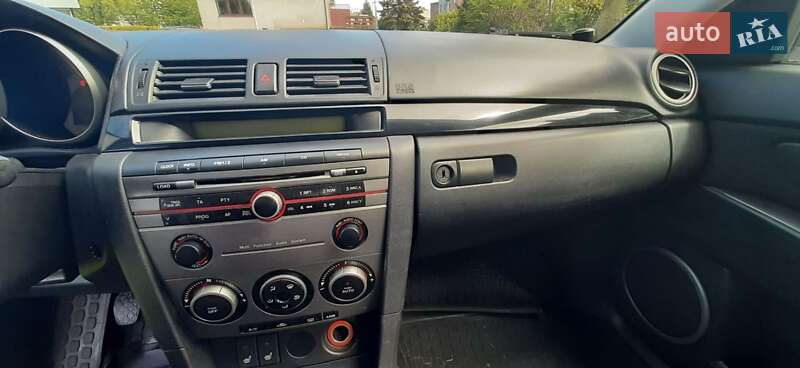 Седан Mazda 3 2007 в Львове