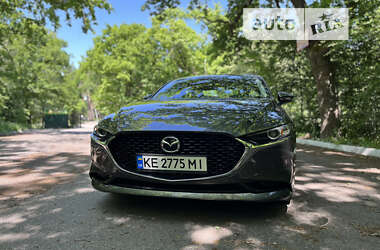 Седан Mazda 3 2019 в Новомосковске