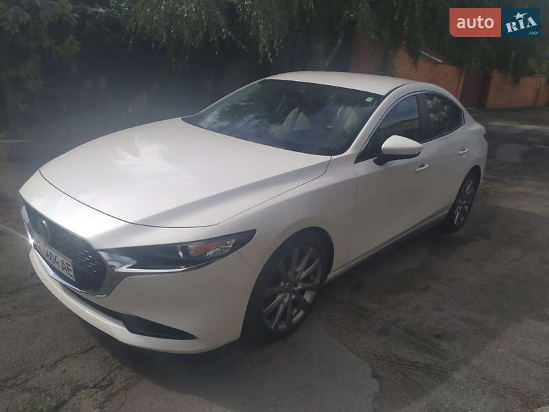 Седан Mazda 3 2019 в Днепре