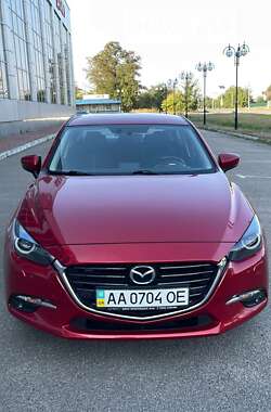 Седан Mazda 3 2017 в Киеве