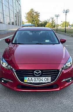 Седан Mazda 3 2017 в Києві