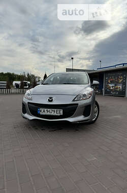 Седан Mazda 3 2012 в Барышевке