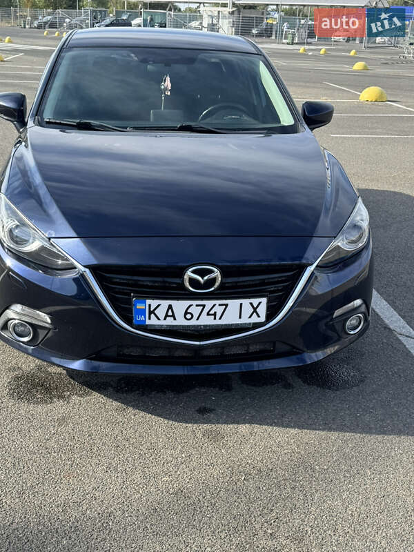Mazda 3 2016