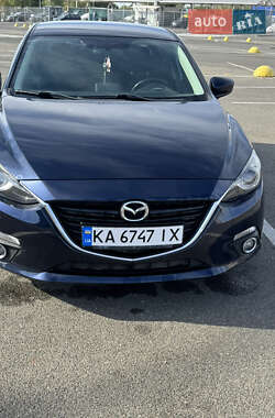 Седан Mazda 3 2016 в 