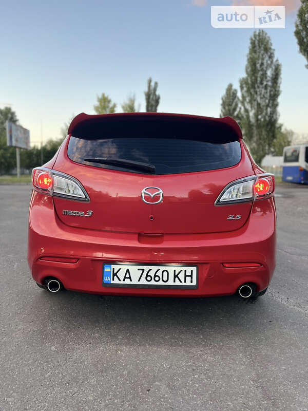 Хэтчбек Mazda 3 2011 в Киеве