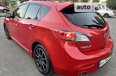 Хэтчбек Mazda 3 2011 в 