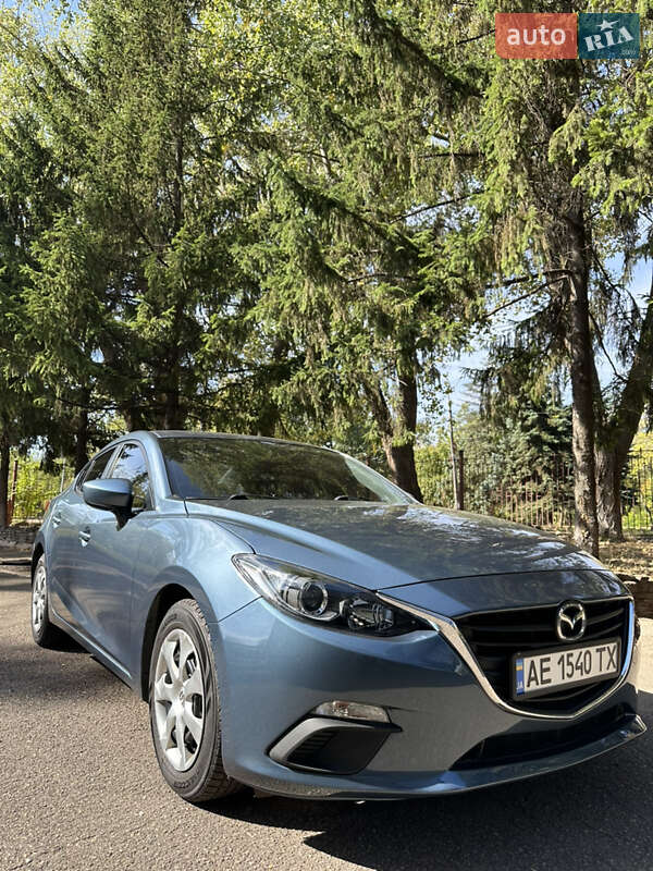 Mazda 3 2015