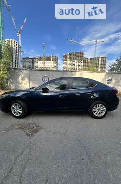 Седан Mazda 3 2013 в Києві