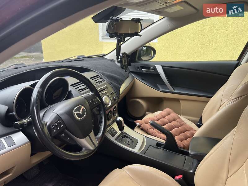 Седан Mazda 3 2009 в Белгороде-Днестровском