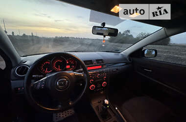 Хэтчбек Mazda 3 2003 в Николаеве