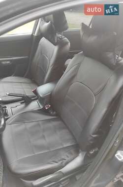 Седан Mazda 3 2004 в Белгороде-Днестровском