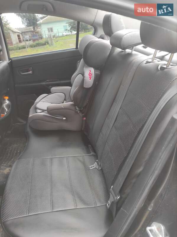 Седан Mazda 3 2004 в Белгороде-Днестровском