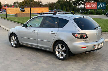 Хэтчбек Mazda 3 2004 в Измаиле