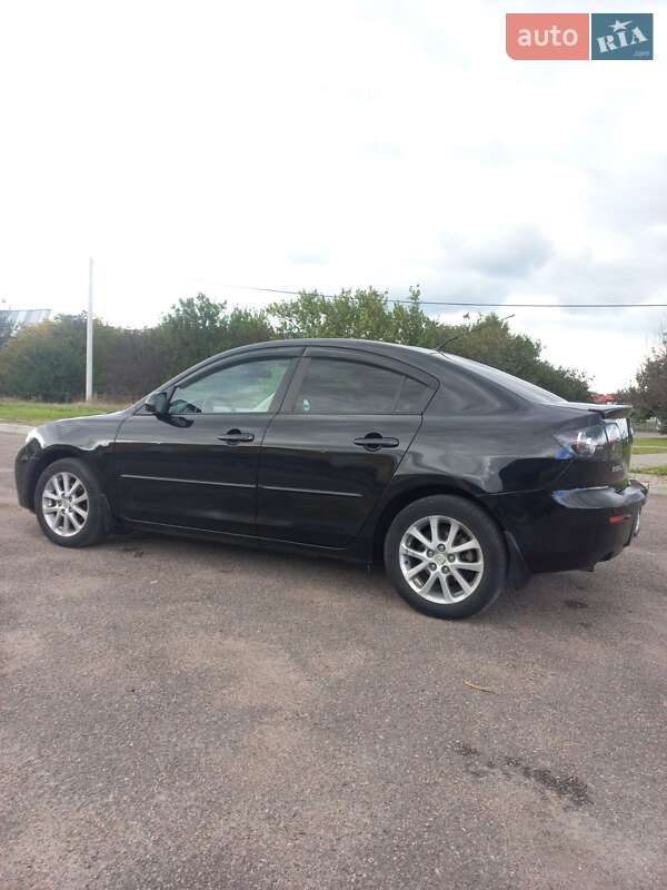 Седан Mazda 3 2009 в Черкассах
