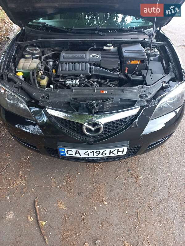 Седан Mazda 3 2009 в Черкассах