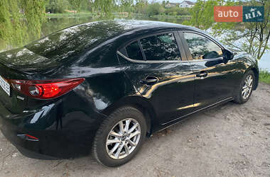 Седан Mazda 3 2014 в Киеве