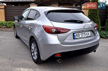 Хэтчбек Mazda 3 2016 в Виннице