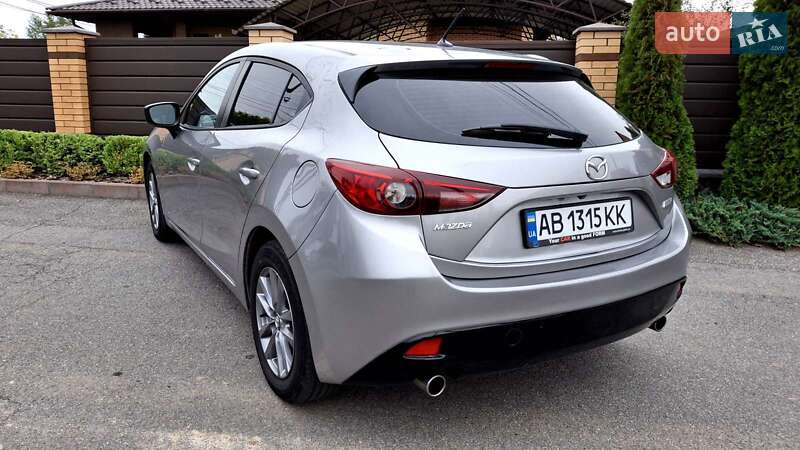 Хетчбек Mazda 3 2016 в 