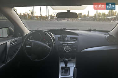 Седан Mazda 3 2010 в 