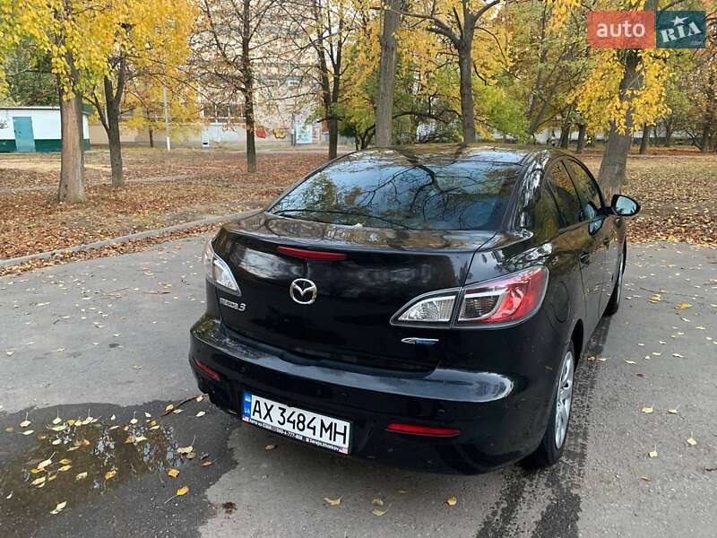Седан Mazda 3 2013 в Харькове фото 4 Седан Mazda 3 2013 в Харькове