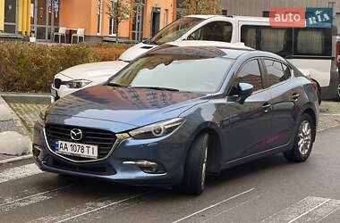 Седан Mazda 3 2017 в Києві