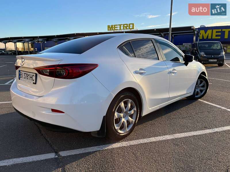 Седан Mazda 3 2014 в Виннице
