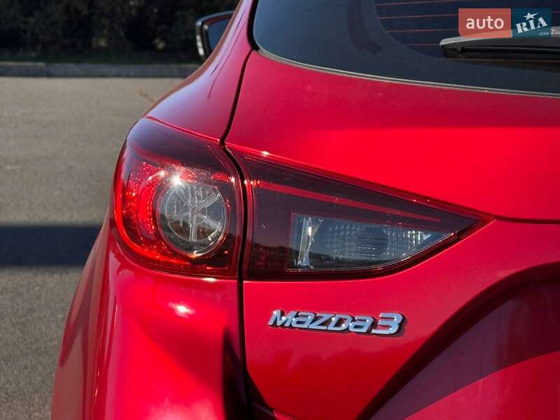 Хетчбек Mazda 3 2015 в Кривому Розі
