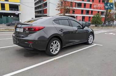 Седан Mazda 3 2017 в Києві