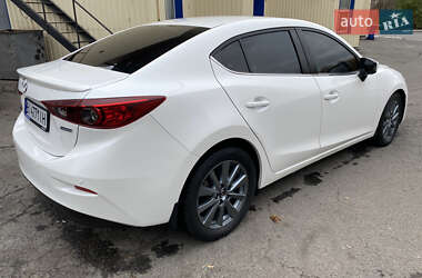 Седан Mazda 3 2015 в Полтаве