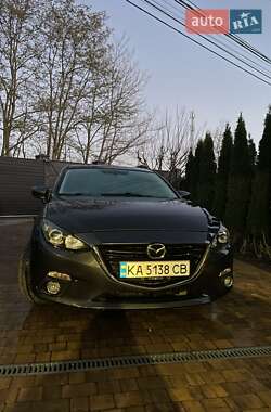 Седан Mazda 3 2015 в 