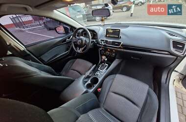Хэтчбек Mazda 3 2013 в 