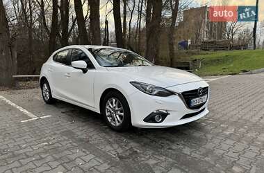 Хетчбек Mazda 3 2015 в Хмельницькому