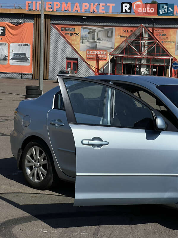 Седан Mazda 3 2007 в Житомире