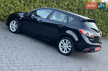 Хетчбек Mazda 3 2011 в Стрию